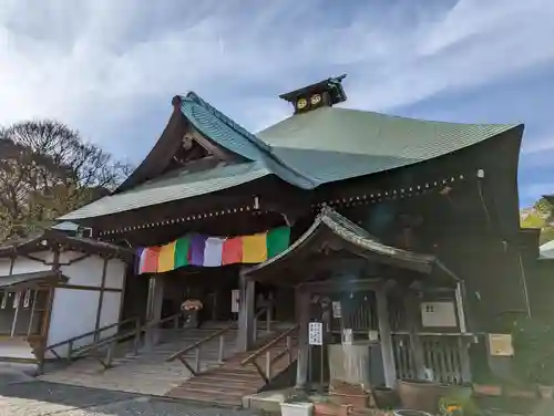 弘明寺の本殿・本堂