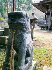 興田神社の狛犬