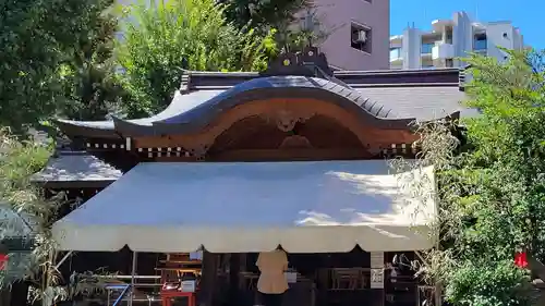 池尻稲荷神社の本殿・本堂