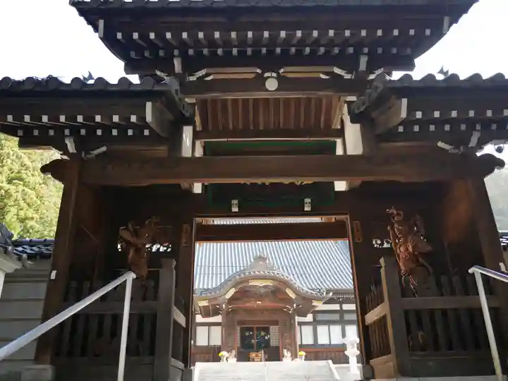 頼岳寺の山門・神門