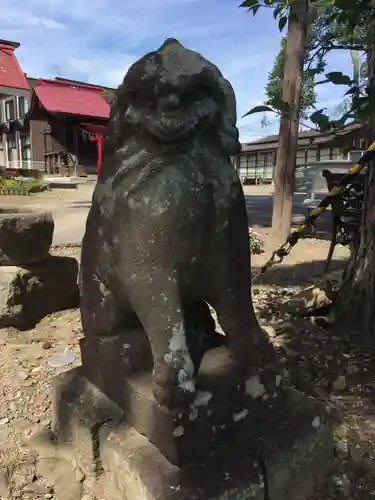 羽黒神社の狛犬