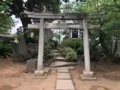 品川神社の鳥居