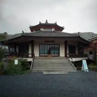 心通院の本殿・本堂