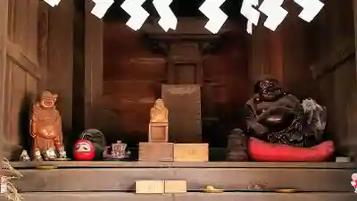 中里氷川神社の像