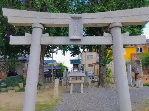 秋葉神社の鳥居