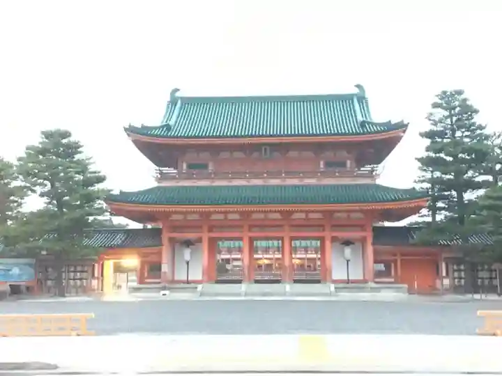 平安神宮の山門・神門