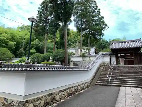 太山寺の山門