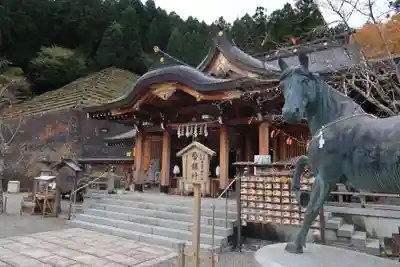 丹生川上神社(上社)の本殿・本堂