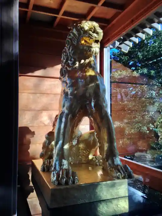 安住神社の狛犬