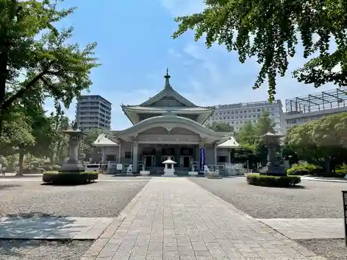 東京都慰霊堂の本殿・本堂