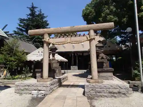 寒川神社の鳥居