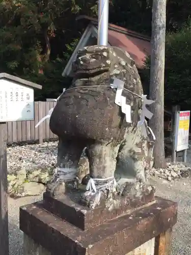 官舎神社の狛犬