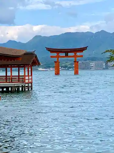 厳島神社(広島県)