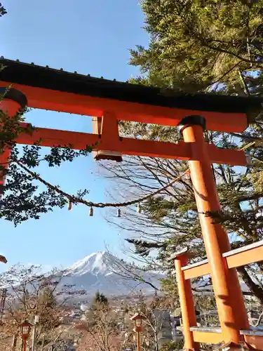 新倉富士浅間神社(山梨県)