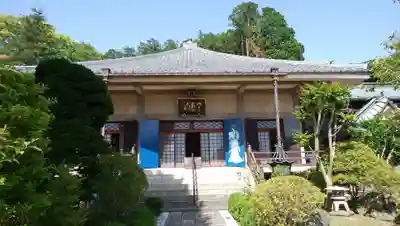 多聞院の本殿・本堂