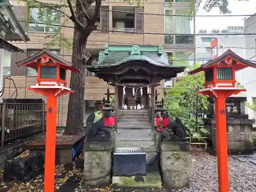 銀杏八幡宮の末社・摂社