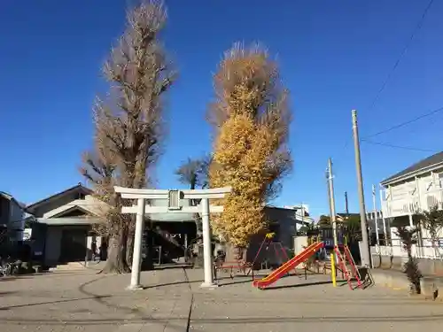 春日神社（下妙典）の鳥居