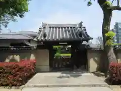 中之院の山門