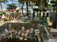 西宮八幡宮の{uncategorized: "未分類", other: "その他", undefined: "問題あり", building: "その他建物", grave: "お墓", sacred_gate: "鳥居", guardian: "狛犬", statue: "像", buddha: "仏像", history: "歴史", nature: "自然", garden: "庭園", animal: "動物", pagoda: "塔", temizu: "手水舎", mountain_gate: "山門・神門", sanctuary: "本殿・本堂", subordinate: "末社・摂社", art: "芸術", scenery: "景色", jizo: "地蔵", ema: "絵馬", goshuin: "御朱印", omikuji: "おみくじ", items: "授与品その他", amulet: "お守り", goshuincho: "御朱印帳", eats: "食事", festival: "お祭り", votive_dance: "神楽", shichigosan: "七五三参", wedding: "結婚式", experience: "体験その他", initially: "初詣", around: "周辺", anti_infection: "感染症対策"}