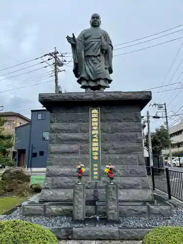 法華経寺の像