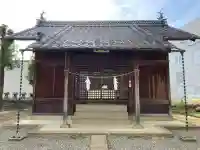 諏訪神社の{uncategorized: "未分類", other: "その他", undefined: "問題あり", building: "その他建物", grave: "お墓", sacred_gate: "鳥居", guardian: "狛犬", statue: "像", buddha: "仏像", history: "歴史", nature: "自然", garden: "庭園", animal: "動物", pagoda: "塔", temizu: "手水舎", mountain_gate: "山門・神門", sanctuary: "本殿・本堂", subordinate: "末社・摂社", art: "芸術", scenery: "景色", jizo: "地蔵", ema: "絵馬", goshuin: "御朱印", omikuji: "おみくじ", items: "授与品その他", amulet: "お守り", goshuincho: "御朱印帳", eats: "食事", festival: "お祭り", votive_dance: "神楽", shichigosan: "七五三参", wedding: "結婚式", experience: "体験その他", initially: "初詣", around: "周辺", anti_infection: "感染症対策"}