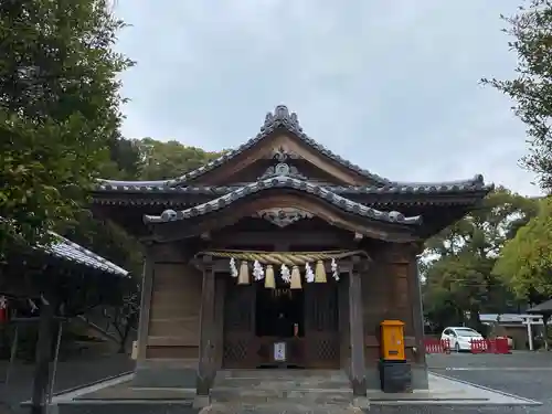 名島神社の本殿