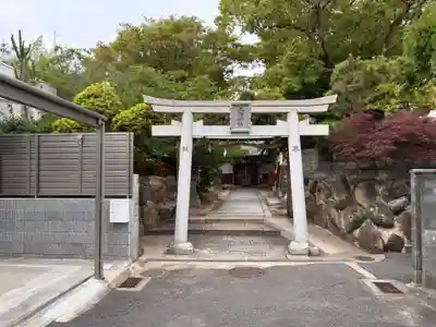 上野神社の鳥居