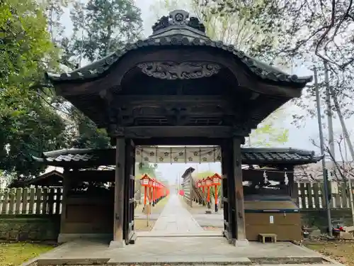 朝日森天満宮の山門