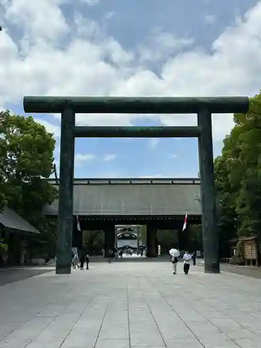 靖國神社の鳥居