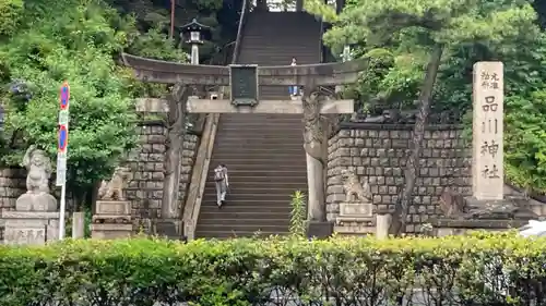 品川神社の鳥居