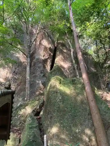 立岩神社の本殿・本堂