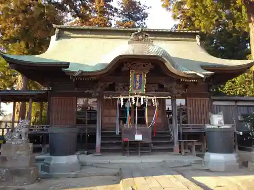 若宮八幡宮の本殿・本堂