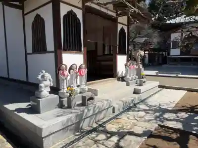 高松寺の{uncategorized: "未分類", other: "その他", undefined: "問題あり", building: "その他建物", grave: "お墓", sacred_gate: "鳥居", guardian: "狛犬", statue: "像", buddha: "仏像", history: "歴史", nature: "自然", garden: "庭園", animal: "動物", pagoda: "塔", temizu: "手水舎", mountain_gate: "山門・神門", sanctuary: "本殿・本堂", subordinate: "末社・摂社", art: "芸術", scenery: "景色", jizo: "地蔵", ema: "絵馬", goshuin: "御朱印", omikuji: "おみくじ", items: "授与品その他", amulet: "お守り", goshuincho: "御朱印帳", eats: "食事", festival: "お祭り", votive_dance: "神楽", shichigosan: "七五三参", wedding: "結婚式", experience: "体験その他", initially: "初詣", around: "周辺", anti_infection: "感染症対策"}