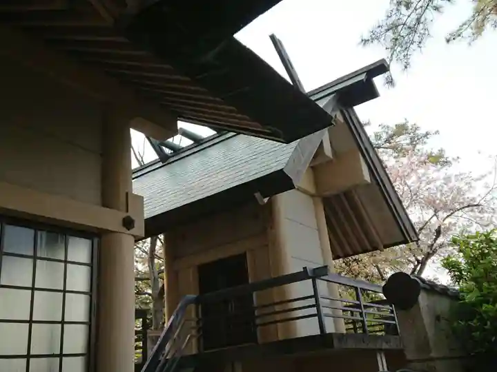 山中八幡社の本殿・本堂