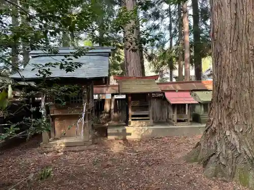 床尾神社の{uncategorized: "未分類", other: "その他", undefined: "問題あり", building: "その他建物", grave: "お墓", sacred_gate: "鳥居", guardian: "狛犬", statue: "像", buddha: "仏像", history: "歴史", nature: "自然", garden: "庭園", animal: "動物", pagoda: "塔", temizu: "手水舎", mountain_gate: "山門・神門", sanctuary: "本殿・本堂", subordinate: "末社・摂社", art: "芸術", scenery: "景色", jizo: "地蔵", ema: "絵馬", goshuin: "御朱印", omikuji: "おみくじ", items: "授与品その他", amulet: "お守り", goshuincho: "御朱印帳", eats: "食事", festival: "お祭り", votive_dance: "神楽", shichigosan: "七五三参", wedding: "結婚式", experience: "体験その他", initially: "初詣", around: "周辺", anti_infection: "感染症対策"}