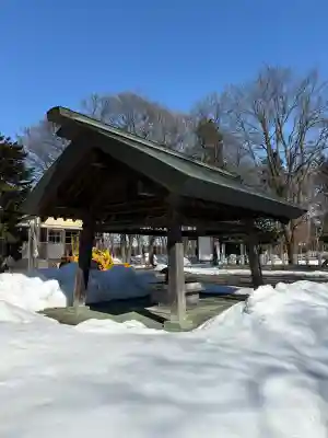 砂川神社の{uncategorized: "未分類", other: "その他", undefined: "問題あり", building: "その他建物", grave: "お墓", sacred_gate: "鳥居", guardian: "狛犬", statue: "像", buddha: "仏像", history: "歴史", nature: "自然", garden: "庭園", animal: "動物", pagoda: "塔", temizu: "手水舎", mountain_gate: "山門・神門", sanctuary: "本殿・本堂", subordinate: "末社・摂社", art: "芸術", scenery: "景色", jizo: "地蔵", ema: "絵馬", goshuin: "御朱印", omikuji: "おみくじ", items: "授与品その他", amulet: "お守り", goshuincho: "御朱印帳", eats: "食事", festival: "お祭り", votive_dance: "神楽", shichigosan: "七五三参", wedding: "結婚式", experience: "体験その他", initially: "初詣", around: "周辺", anti_infection: "感染症対策"}