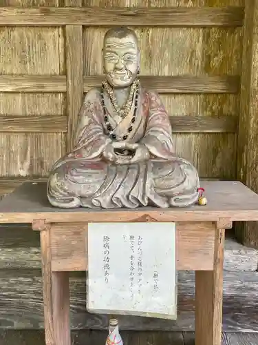 小松寺の像