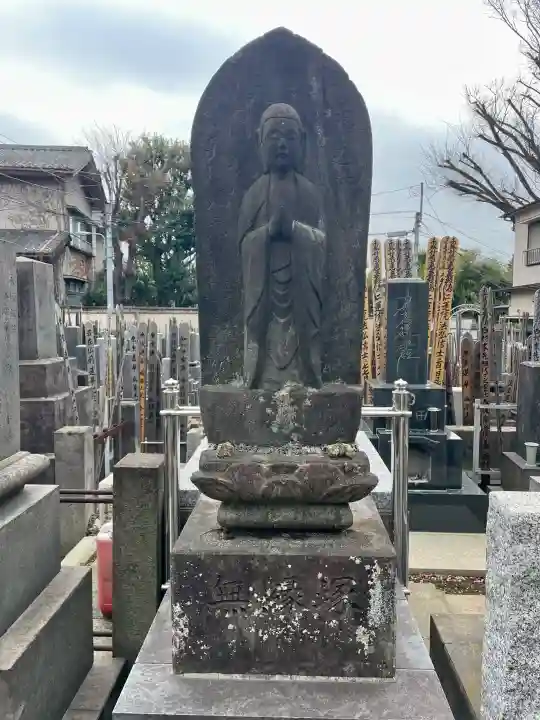 長運寺の{uncategorized: "未分類", other: "その他", undefined: "問題あり", building: "その他建物", grave: "お墓", sacred_gate: "鳥居", guardian: "狛犬", statue: "像", buddha: "仏像", history: "歴史", nature: "自然", garden: "庭園", animal: "動物", pagoda: "塔", temizu: "手水舎", mountain_gate: "山門・神門", sanctuary: "本殿・本堂", subordinate: "末社・摂社", art: "芸術", scenery: "景色", jizo: "地蔵", ema: "絵馬", goshuin: "御朱印", omikuji: "おみくじ", items: "授与品その他", amulet: "お守り", goshuincho: "御朱印帳", eats: "食事", festival: "お祭り", votive_dance: "神楽", shichigosan: "七五三参", wedding: "結婚式", experience: "体験その他", initially: "初詣", around: "周辺", anti_infection: "感染症対策"}