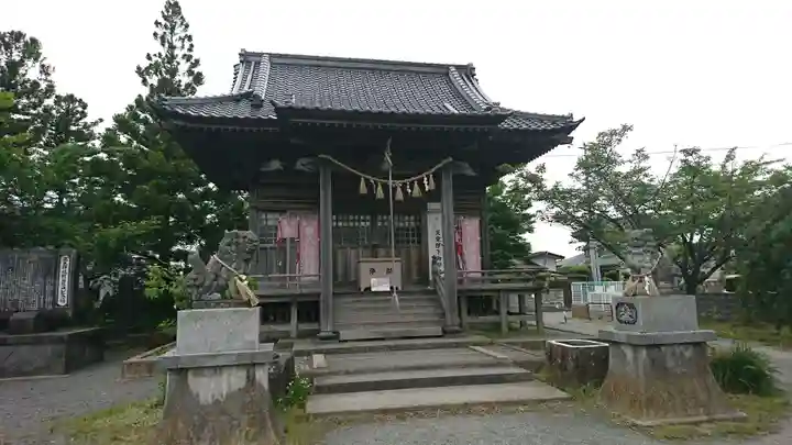 高玉神社の本殿・本堂