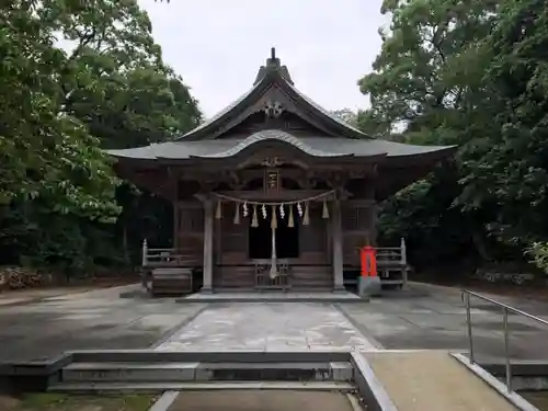 鏡神社の本殿