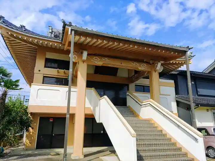 西光寺の本殿・本堂