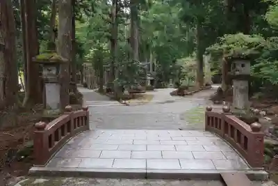 雄山神社中宮祈願殿(富山県)