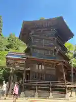 円通三匝堂(さざえ堂)の{uncategorized: "未分類", other: "その他", undefined: "問題あり", building: "その他建物", grave: "お墓", sacred_gate: "鳥居", guardian: "狛犬", statue: "像", buddha: "仏像", history: "歴史", nature: "自然", garden: "庭園", animal: "動物", pagoda: "塔", temizu: "手水舎", mountain_gate: "山門・神門", sanctuary: "本殿・本堂", subordinate: "末社・摂社", art: "芸術", scenery: "景色", jizo: "地蔵", ema: "絵馬", goshuin: "御朱印", omikuji: "おみくじ", items: "授与品その他", amulet: "お守り", goshuincho: "御朱印帳", eats: "食事", festival: "お祭り", votive_dance: "神楽", shichigosan: "七五三参", wedding: "結婚式", experience: "体験その他", initially: "初詣", around: "周辺", anti_infection: "感染症対策"}