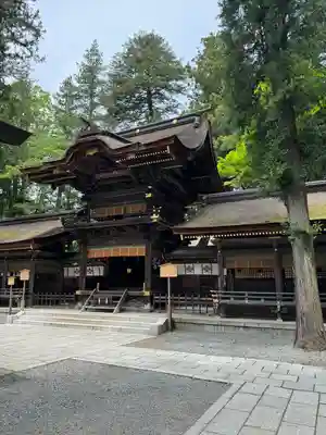 諏訪大社下社春宮の本殿・本堂