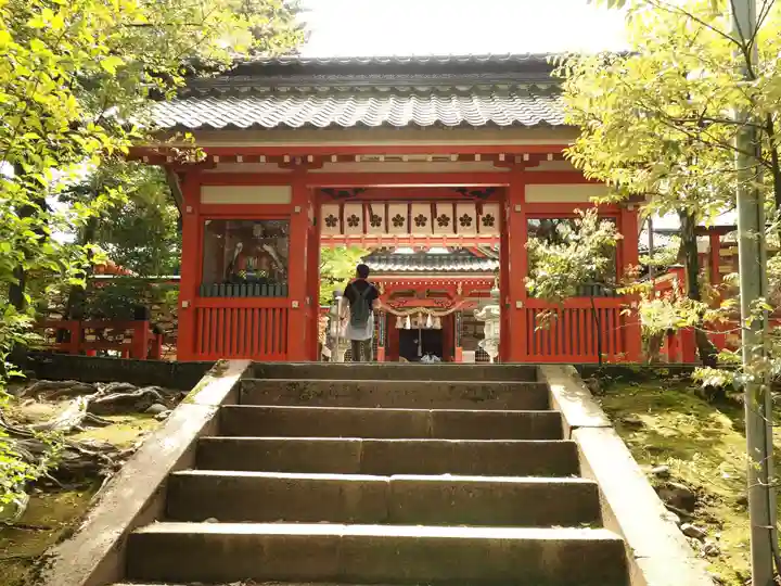 金澤神社の山門・神門