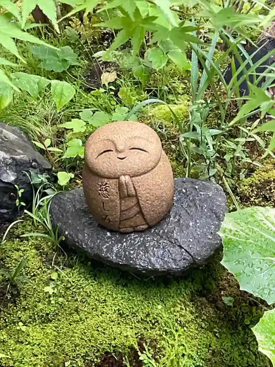 慈受院門跡の地蔵
