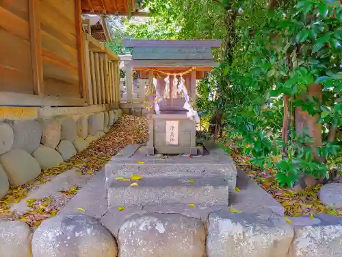 八幡社（鈴井町）の末社・摂社
