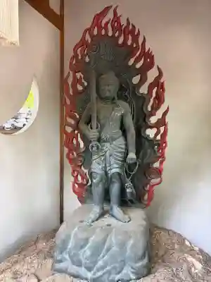 密藏院の{uncategorized: "未分類", other: "その他", undefined: "問題あり", building: "その他建物", grave: "お墓", sacred_gate: "鳥居", guardian: "狛犬", statue: "像", buddha: "仏像", history: "歴史", nature: "自然", garden: "庭園", animal: "動物", pagoda: "塔", temizu: "手水舎", mountain_gate: "山門・神門", sanctuary: "本殿・本堂", subordinate: "末社・摂社", art: "芸術", scenery: "景色", jizo: "地蔵", ema: "絵馬", goshuin: "御朱印", omikuji: "おみくじ", items: "授与品その他", amulet: "お守り", goshuincho: "御朱印帳", eats: "食事", festival: "お祭り", votive_dance: "神楽", shichigosan: "七五三参", wedding: "結婚式", experience: "体験その他", initially: "初詣", around: "周辺", anti_infection: "感染症対策"}