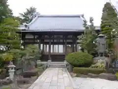 西岸院唯信寺の本殿