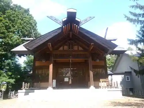 神楽神社の本殿